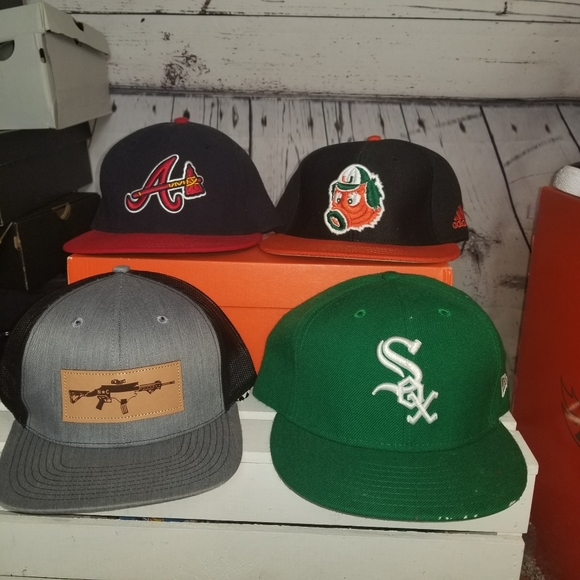 NwT fitted Green Sox flatbill hat please read ad - Picture 4 of 8